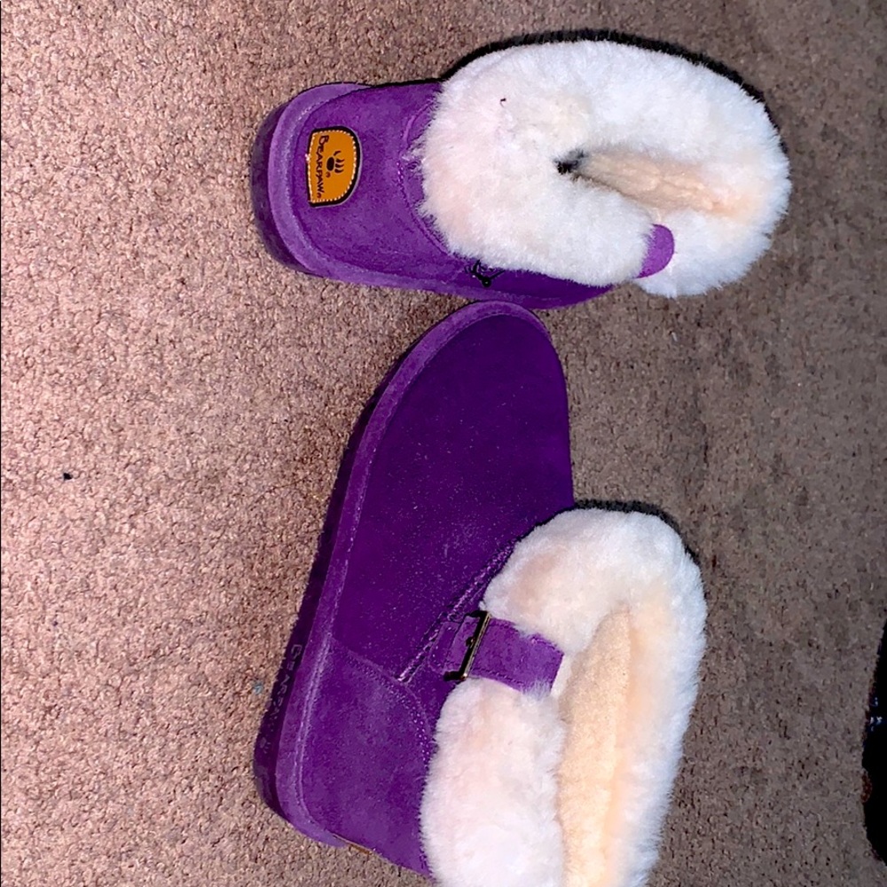 Selling bear paw boots